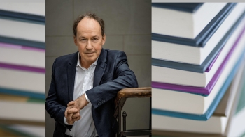 „Blind Date“ mit Büchern und Ulrich Noethen