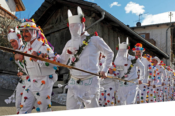 Carnevale 2021 tra maschere e mascherine: La festa più colorata dell’anno tra tante rinunce e pochi eventi “protetti”