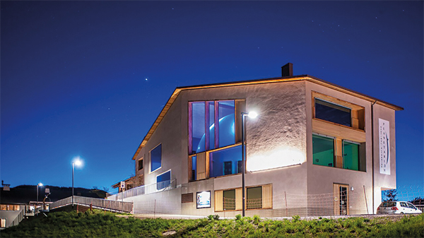 E quindi uscimmo a riveder le stelle... Alla scoperta del Planetarium Alto Adige